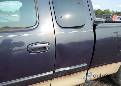 1999 Ford F-150 из США, поврежденный, VIN 1FTRX17W8XNA98372